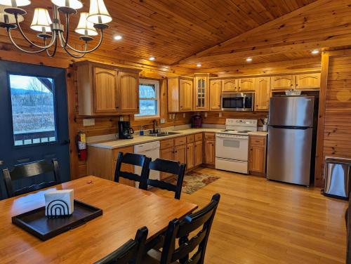 廚房, Anglers Cove...Your Place For A Relaxing Lake Stay in 利文斯頓 (TN)