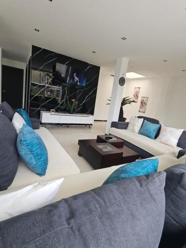 Urbanizacion privada "El Sol", Villa K2 in Machala