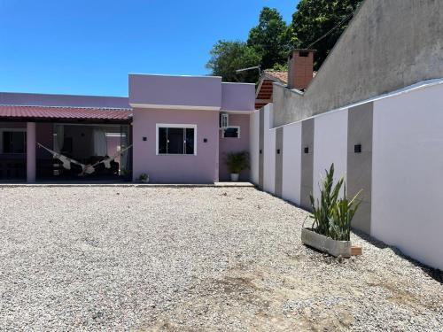 Casa 200m da Praia em Bombinhas