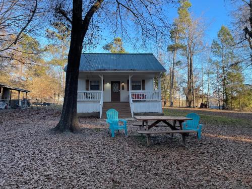 Retro Retreat in Avinger, Vereinigte Staaten von Amerika