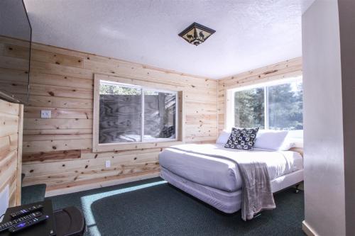 Christensen Retreat - main image