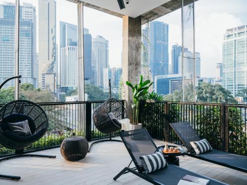 Swimming pool, Lloyd's Inn Kuala Lumpur near Embassy of the Republic of Indonesia