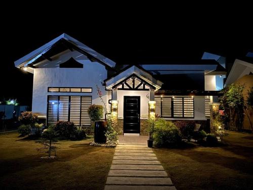 Beach House Retreat in Argao photo 3