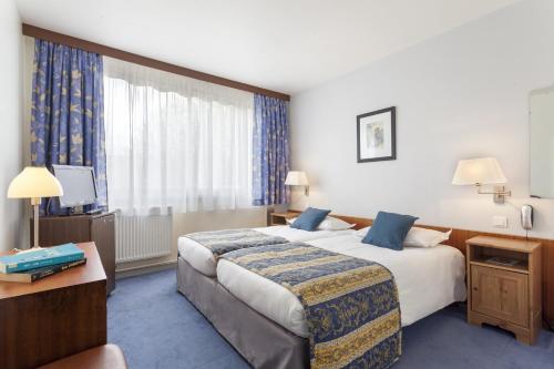 room detail thumbnail 0