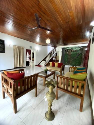 Kaaya Villa @ Thalawathugoda - image 2