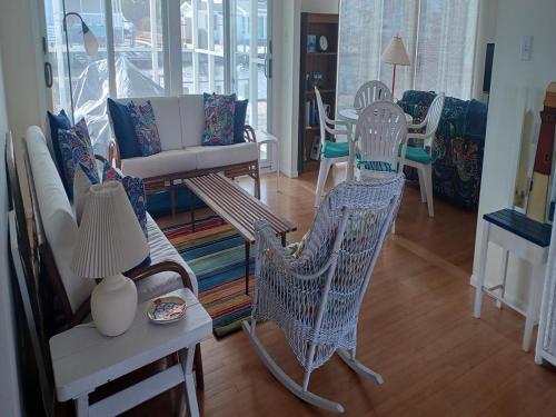 Stunning Home In Loveladies With 3 Bedrooms And Internet in Loveladies, USA