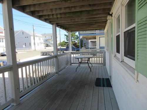 Recently Updated First Floor Duplex Located On The Ocean Block In Surf City, in Surf City, USA