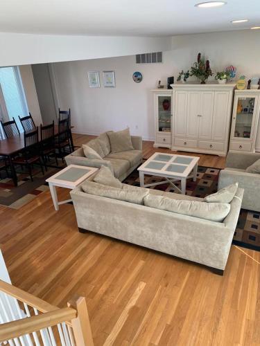 4 Bedroom, Bay Side Beauty! in Loveladies, USA