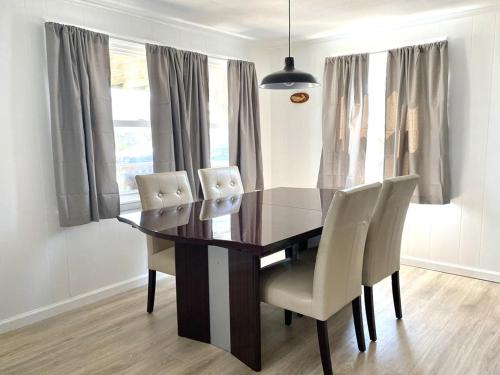 Amazing Home In Surf City With 3 Bedrooms, Internet And Wifi in Surf City, USA