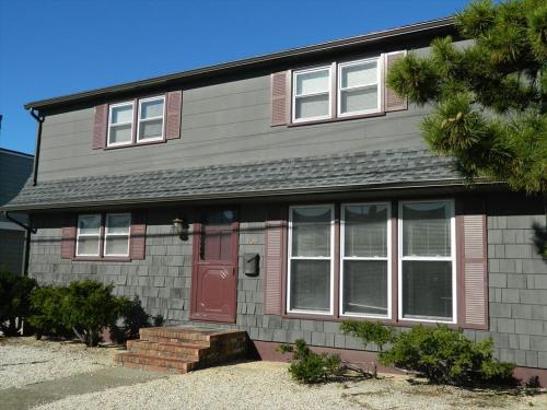 Great Family Home Close To Beach in Beach Haven, USA