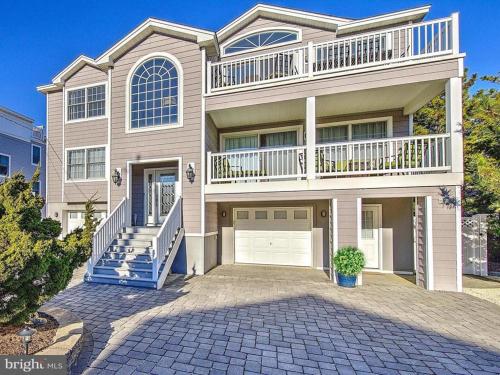 Ocean Views- Luxurious Vacation Rental On Lbi in Brant Beach, Vereinigte Staaten von Amerika