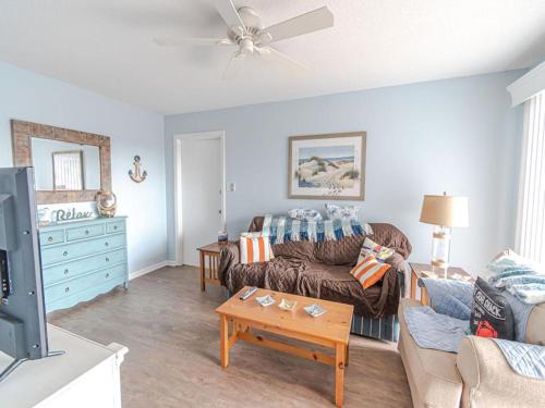 Vacation Rental With Pool On Lbi in Brant Beach, USA