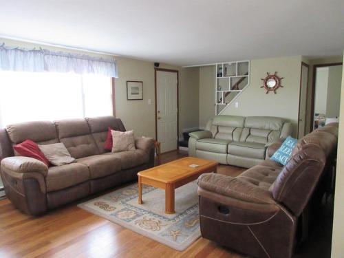 Single Family Just 5 Houses To The Beach! in Brant Beach, USA