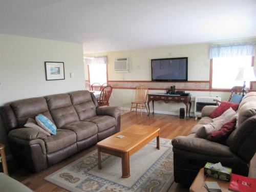 Single Family Just 5 Houses To The Beach! in Brant Beach, USA