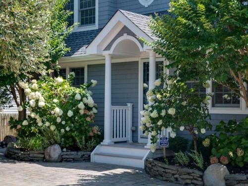 10865 Moore in Waretown, USA
