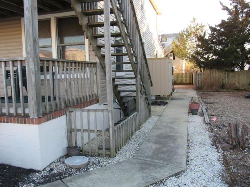 Roomy Bayside Duplex- 2 Full Baths in Beach Haven, USA