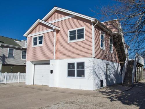 Single Family Home Located In Ship Bottom On The Bay Side But Close To The Beach - Pet Friendly in Ship Bottom, Vereinigte Staaten von Amerika