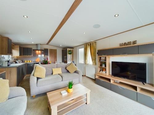 Tattershall Lakes Mini Breaks - Osprey Rise 5