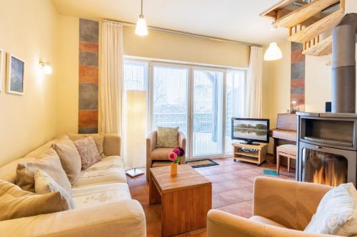 One-Bedroom Apartment with Balcony and Terrace