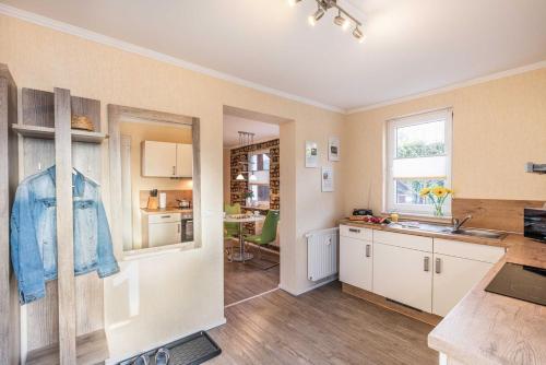 One-Bedroom Apartment with Terrace image 4
