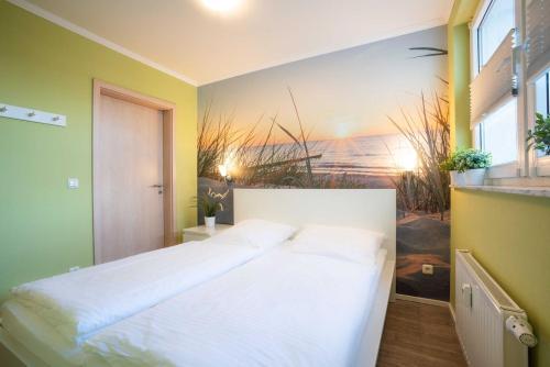 One-Bedroom Apartment with Terrace image 3