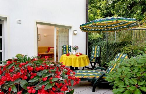 One-Bedroom Apartment with Terrace