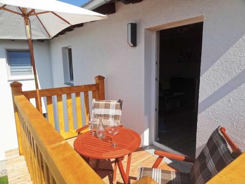 One-Bedroom Apartment with Balcony image 4