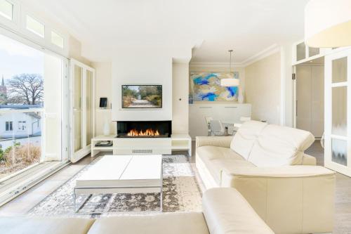 One-Bedroom Apartment with Shower