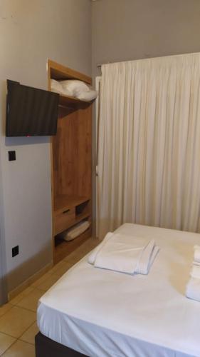 Hotel Plaza - image 2