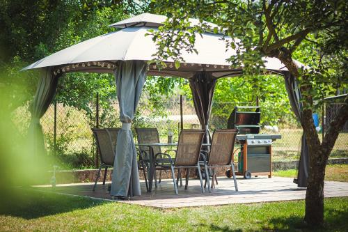 Instalaciones, Kozlova Vila in Jindrichuv Hradec