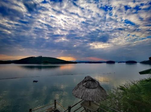 LaVieVuLinh Ecolodge in Yen Binh (Yen Bai)
