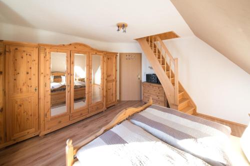 Two-Bedroom Apartment with Balcony image 6