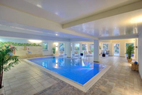 Two-Bedroom Apartment with Balcony