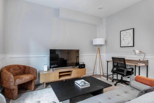 Somerville 2br w wd near union square T stop BOS-964 in Somerville, USA