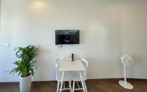 T98 Westlake Trich Sai - Tay Ho Center Lake View - 편의 시설/서비스