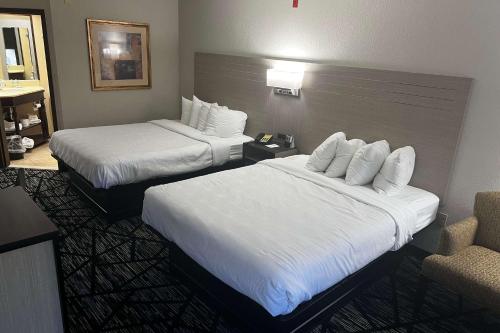 Best Western Monroe Inn - image 11