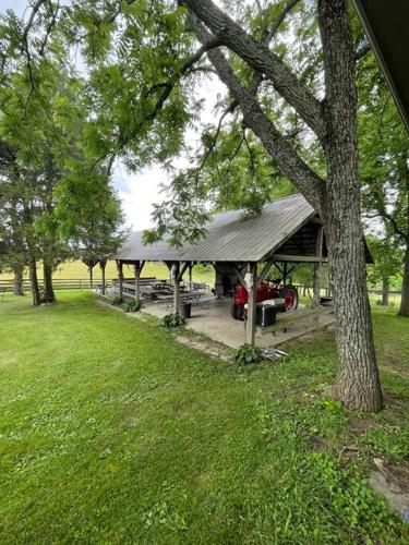 Bourbon Trail Cabin on the Farm in Lorensburga (KY)
