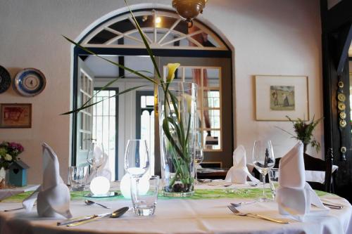 Restoran, Hotel Blauer Fasan in Wiesmoor