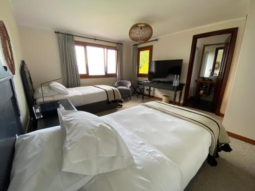 Twin Room with Lake View