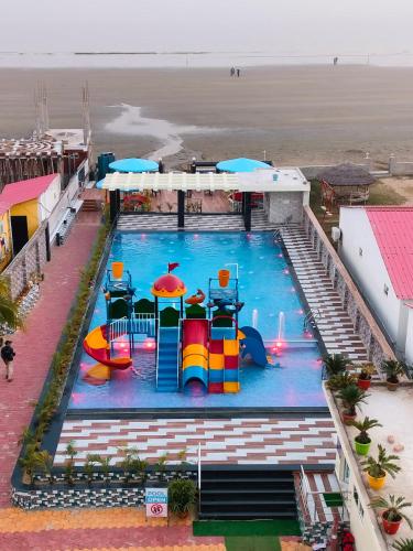 Hindusthan Inn - On Beach