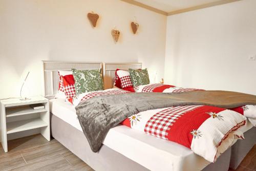 Double Room by Interlaken. Parking in Därligen, Schweiz