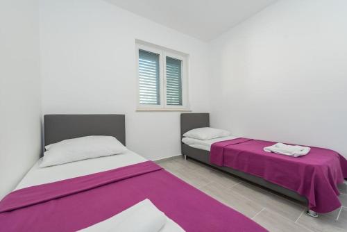 Balen 1. modern ap.close to the beach &city center - image 2