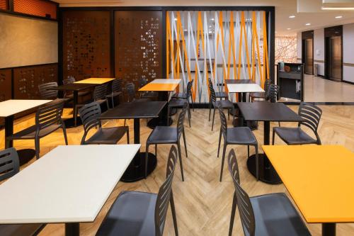 Ételek és italok, HUS Hotel MARINGA in Maringa