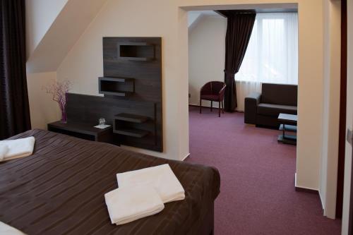 1 double bed, 1 sofa bed