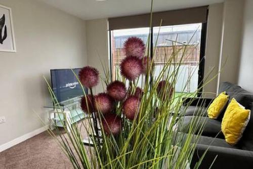 Large 1 Bed MCR Apartment and Huge Terrace Sleeps 4, Manchester (photo 7)