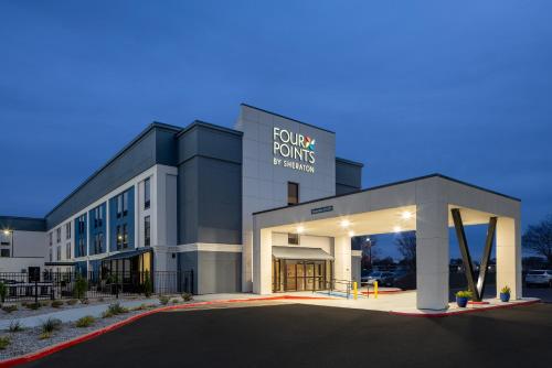 Four Points by Sheraton Alexandria in Alexandria, USA