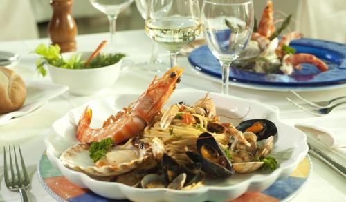 Castagna Palace Hotel & Restaurant - image 2