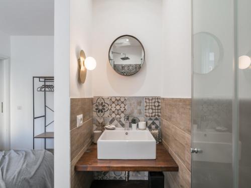 The Best Rent - Three-room apartment near the Colosseum, Rom (Foto 6)