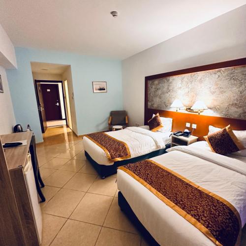 Aquavista Hotel & Suites Room Type - Superior Twin Room with City View