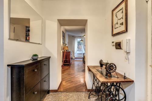 Elegant two bedroom Apartment-Colosseum, Řím (fotografie 8)